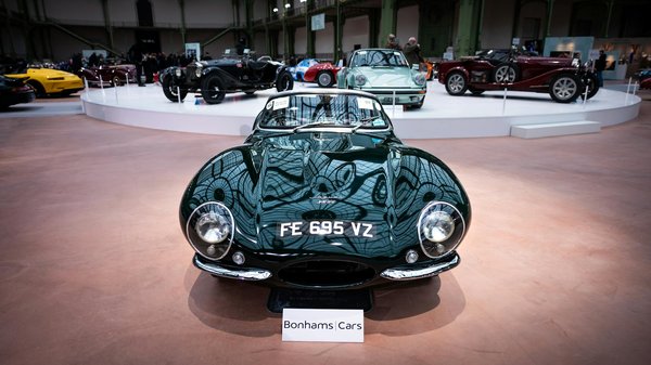 Luxe Éclatant vs. Beauté Écologique : Le Face-à-Face Ultime